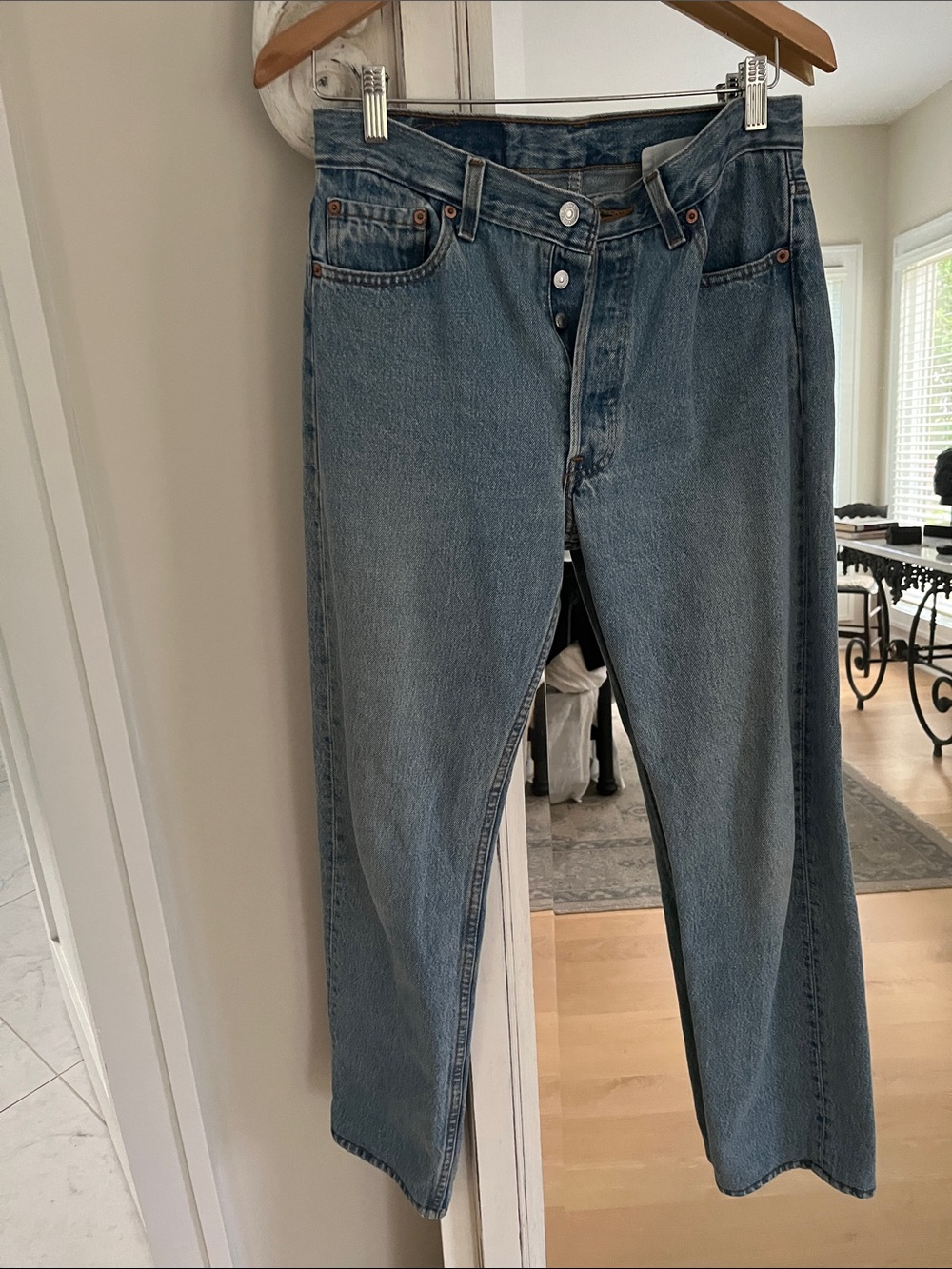 Levi's 501 Men's 30x32 vintage Levi's made in USA soft and faded